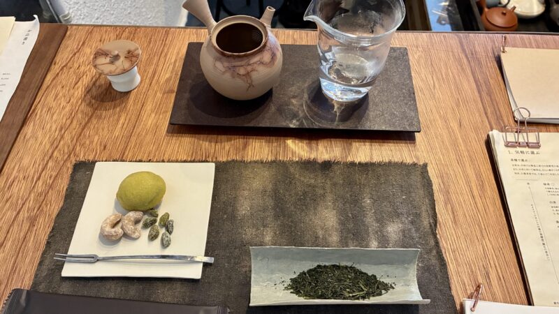 朝茶は服が増す、と言います